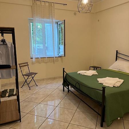 In Famiglia Apartment And Rooms For Pompei, Amalfi, Sorrento And Salerno Sant'Egidio del Monte Albino Exterior foto