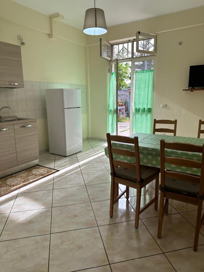 In Famiglia Apartment And Rooms For Pompei, Amalfi, Sorrento And Salerno Sant'Egidio del Monte Albino Exterior foto