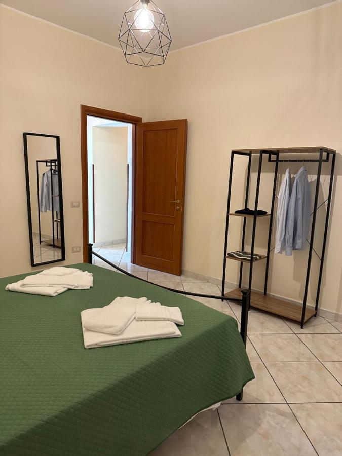 In Famiglia Apartment And Rooms For Pompei, Amalfi, Sorrento And Salerno Sant'Egidio del Monte Albino Exterior foto