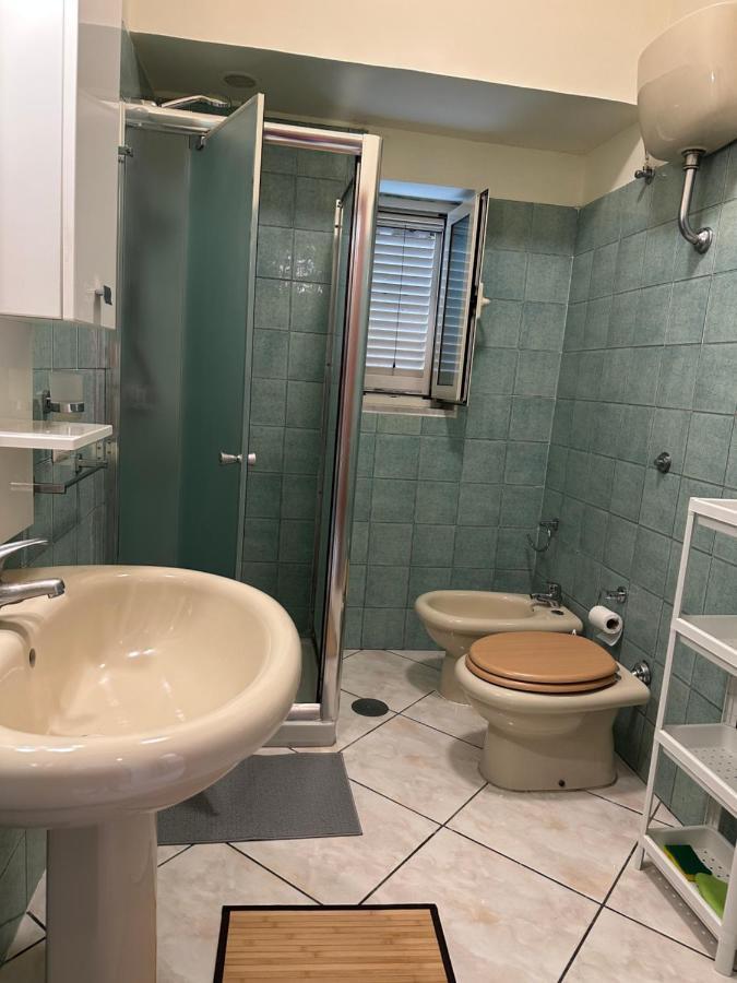 In Famiglia Apartment And Rooms For Pompei, Amalfi, Sorrento And Salerno Sant'Egidio del Monte Albino Exterior foto